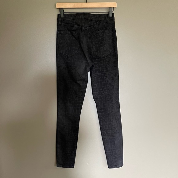 J Brand Leenah High Rise Skinny Ankle Jeans Size 28 Caiman Python Print Black - Picture 9 of 16